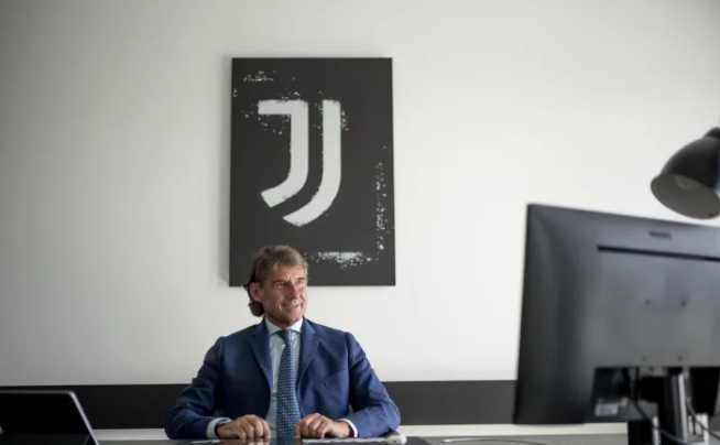 Drejtori i Juventusit paralajmëron lojtarët dhe u jep një ultimatum